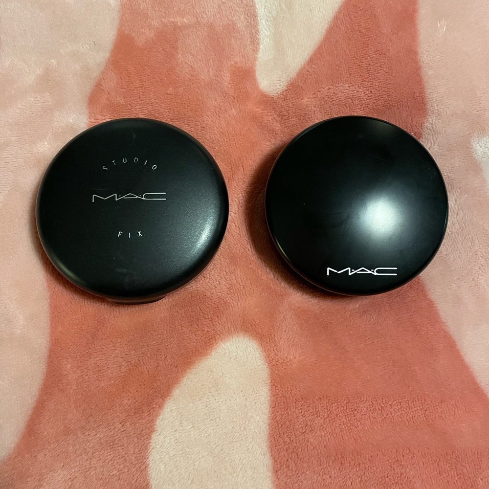 MAC Powder Compact Bundle